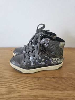 Geox Kids' Gray High-Top Sneakers with Star Wing Size 11 Girl